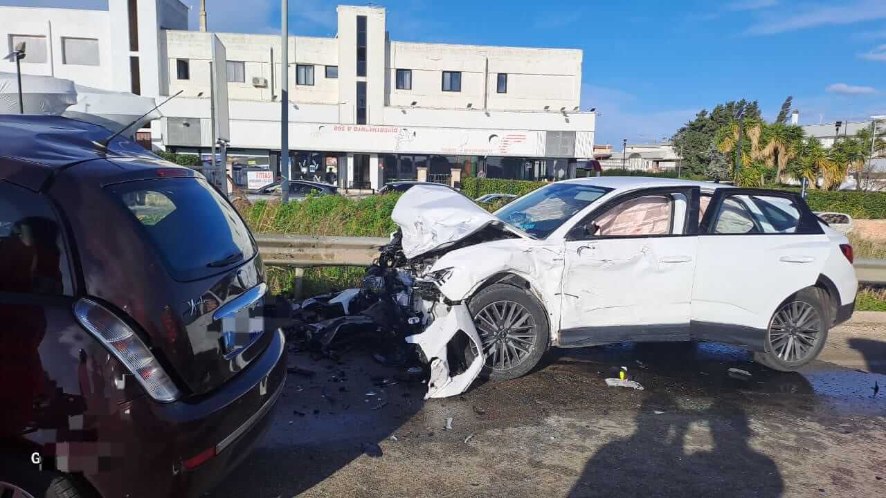 Ostuni, 23enne morì in un incidente sulla provinciale: la Procura indaga per omicidio stradale