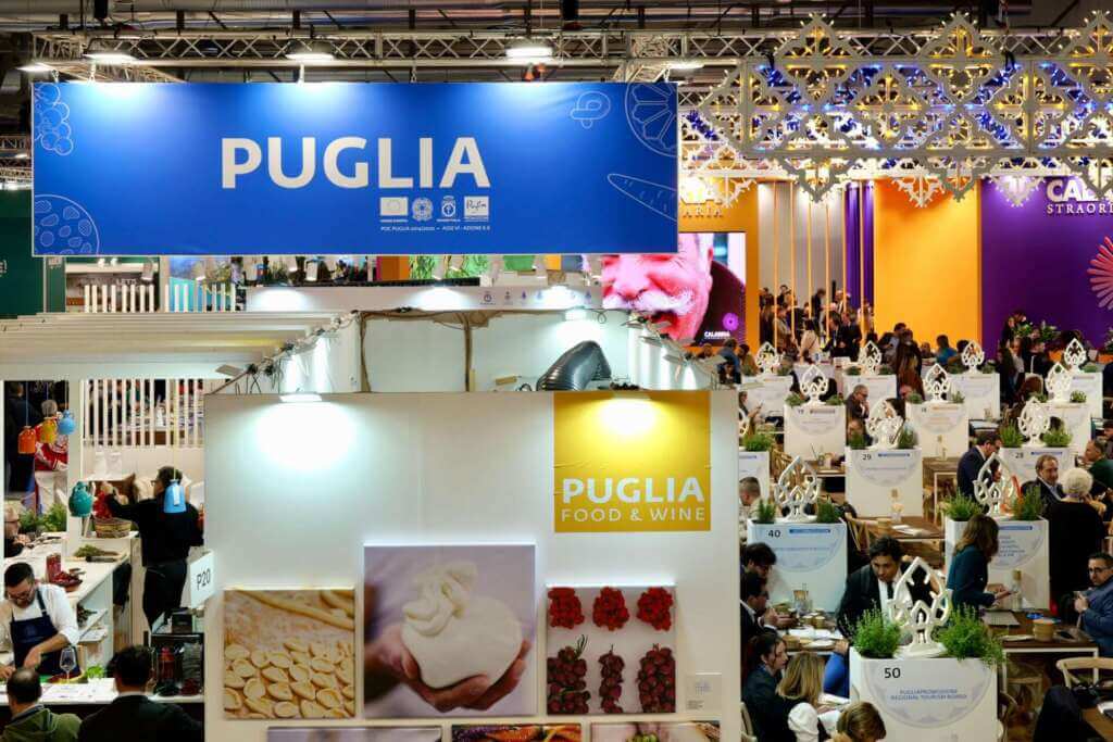Galleria foto 'Bit Milano, l’avventura della Puglia parte con “Pietramadre”: Santanché alla presentazione – FOTO e VIDEO' - foto 8