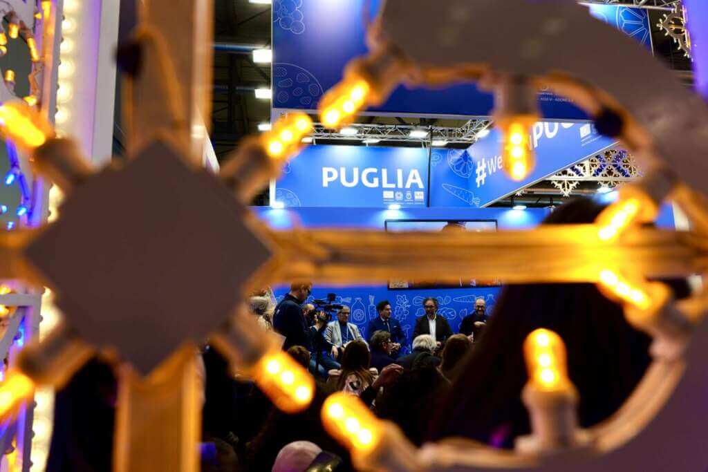 Galleria foto 'Bit Milano, l’avventura della Puglia parte con “Pietramadre”: Santanché alla presentazione – FOTO e VIDEO' - foto 9