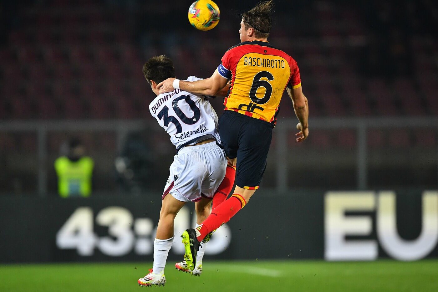 Serie A, il Lecce frena il Bologna: al Via del Mare pareggio a reti bianche Serie A, il Lecce frena il Bologna: al Via del Mare pareggio a reti bianche