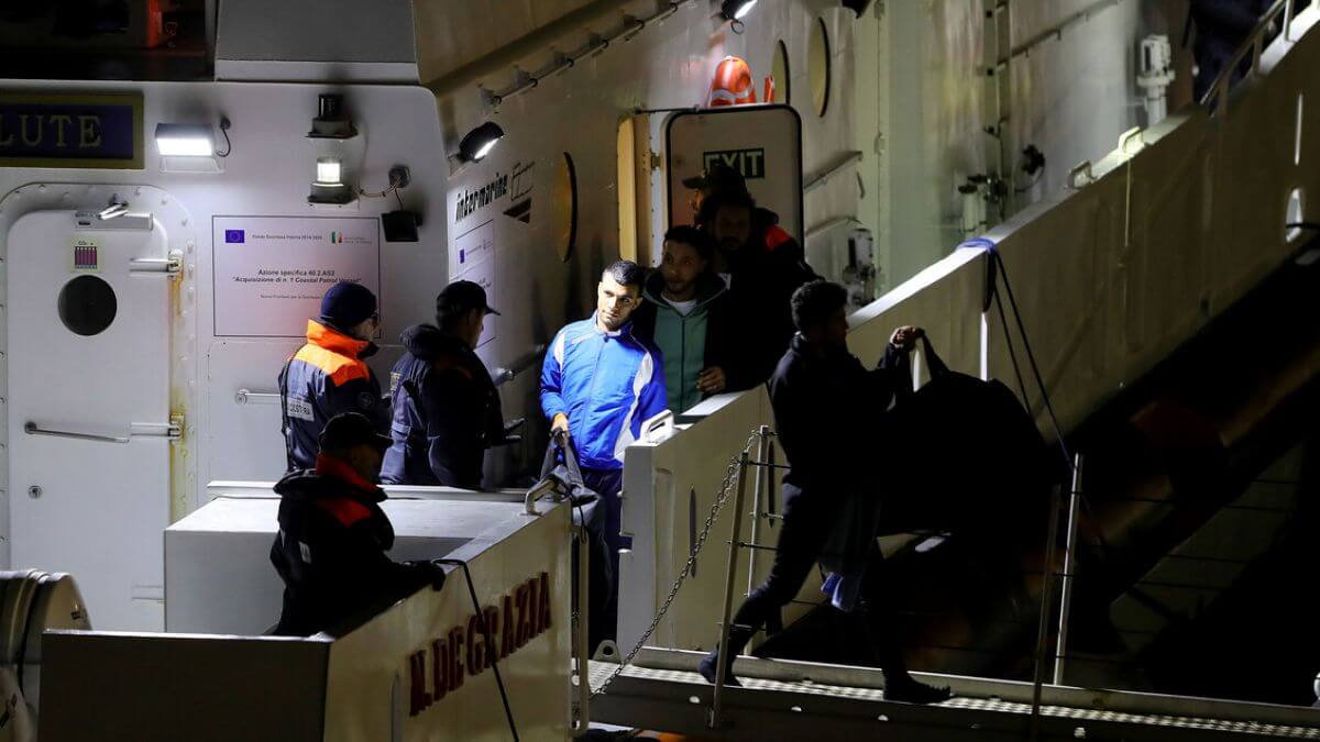Migranti dall’Albania all’Italia: tutti fanno ricorso contro il rifiuto della protezione internazionale Migranti dall’Albania all’Italia: tutti fanno ricorso contro il rifiuto della protezione internazionale