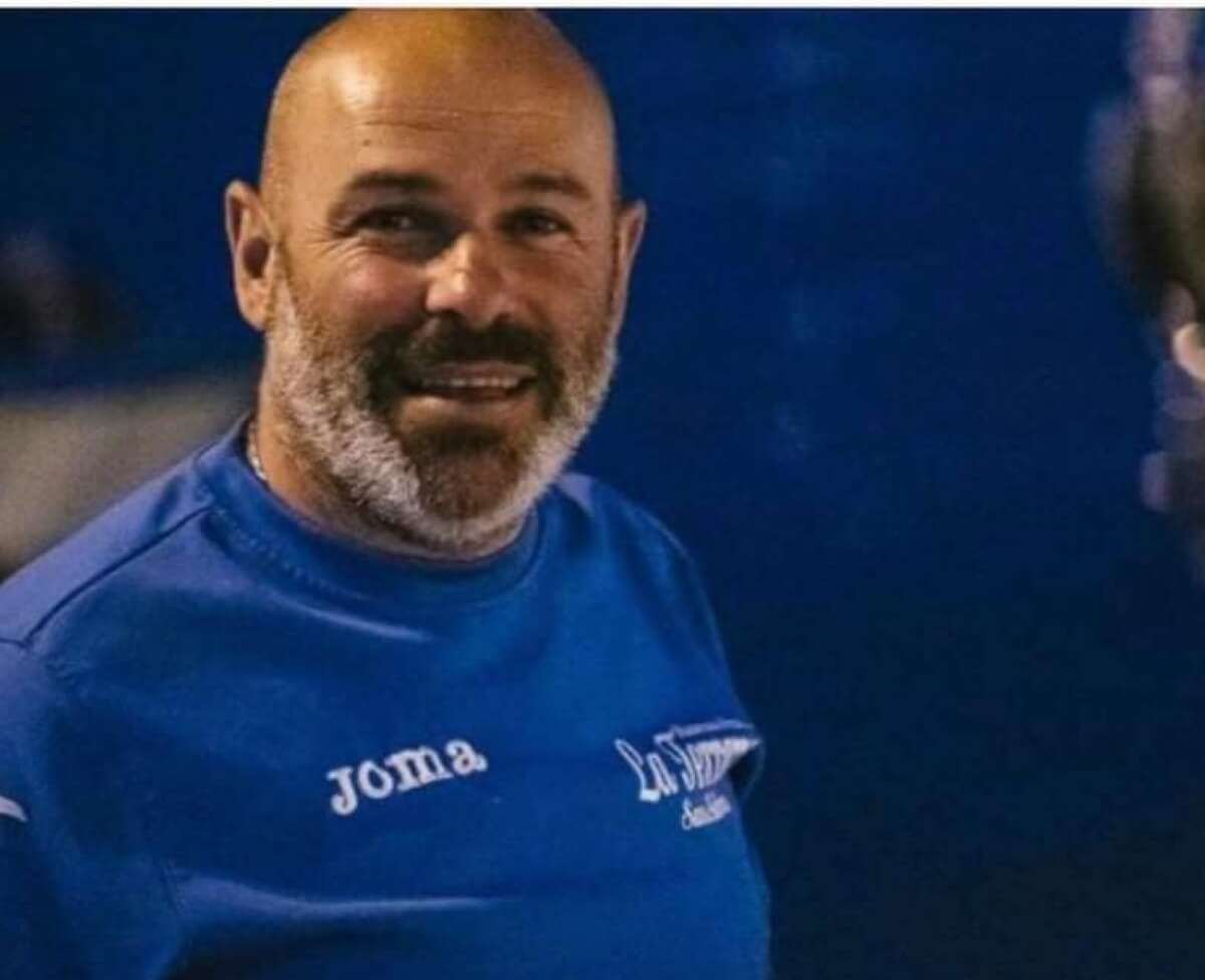 Carovigno, ha un malore per strada e muore: l’ex calciatore Mimmo Padalino aveva 49 anni