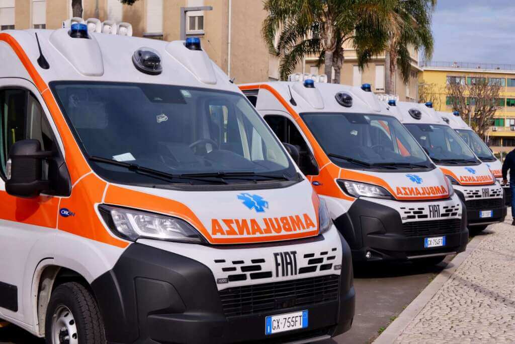 Bari, al Policlinico nuove ambulanze per la rianimazione e le emergenze neonatali – FOTO e VIDEO