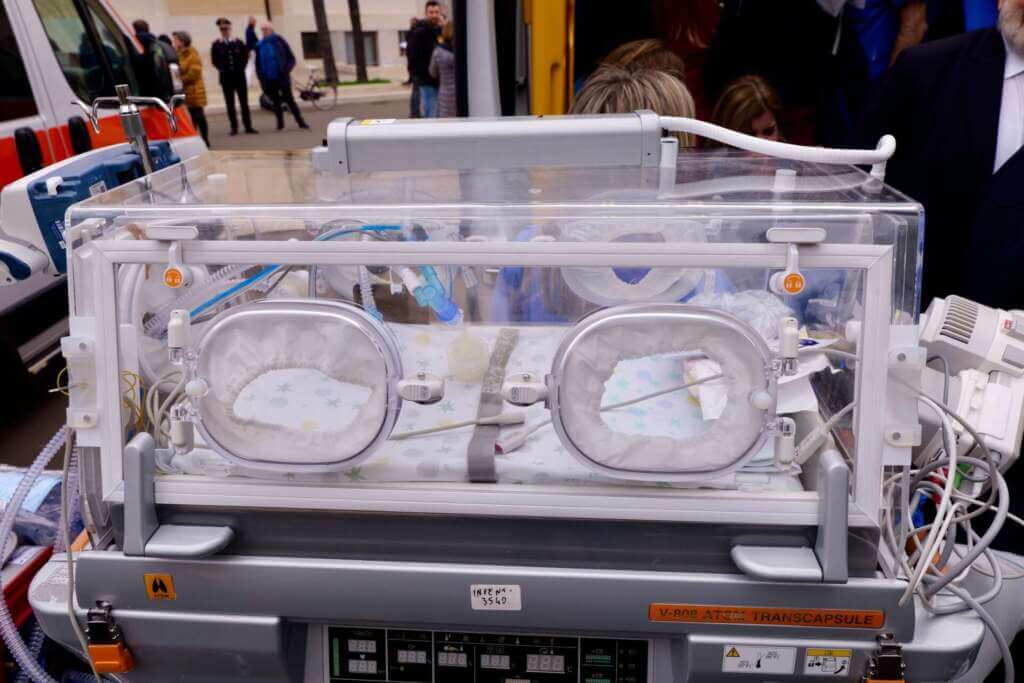 Bari, al Policlinico nuove ambulanze per la rianimazione e le emergenze neonatali – FOTO e VIDEO