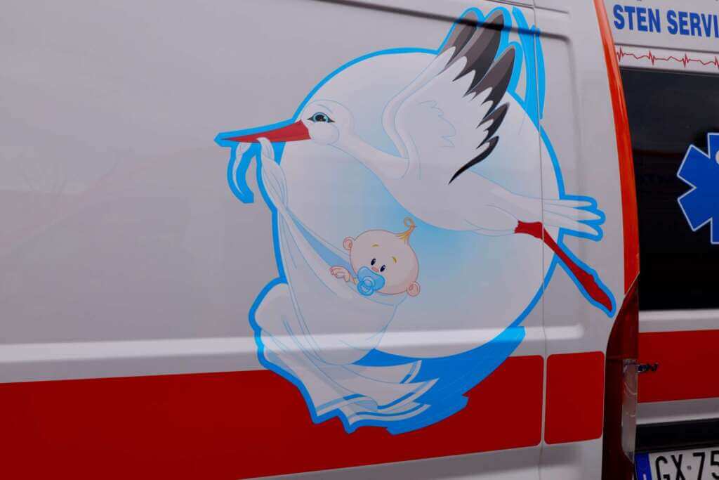 Bari, al Policlinico nuove ambulanze per la rianimazione e le emergenze neonatali – FOTO e VIDEO