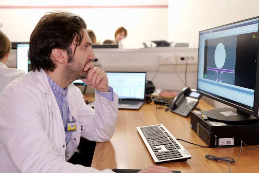 Galleria foto 'Barletta, attivo il secondo acceleratore lineare nella Radioterapia dell’ospedale Dimiccoli – VIDEO' - foto 1