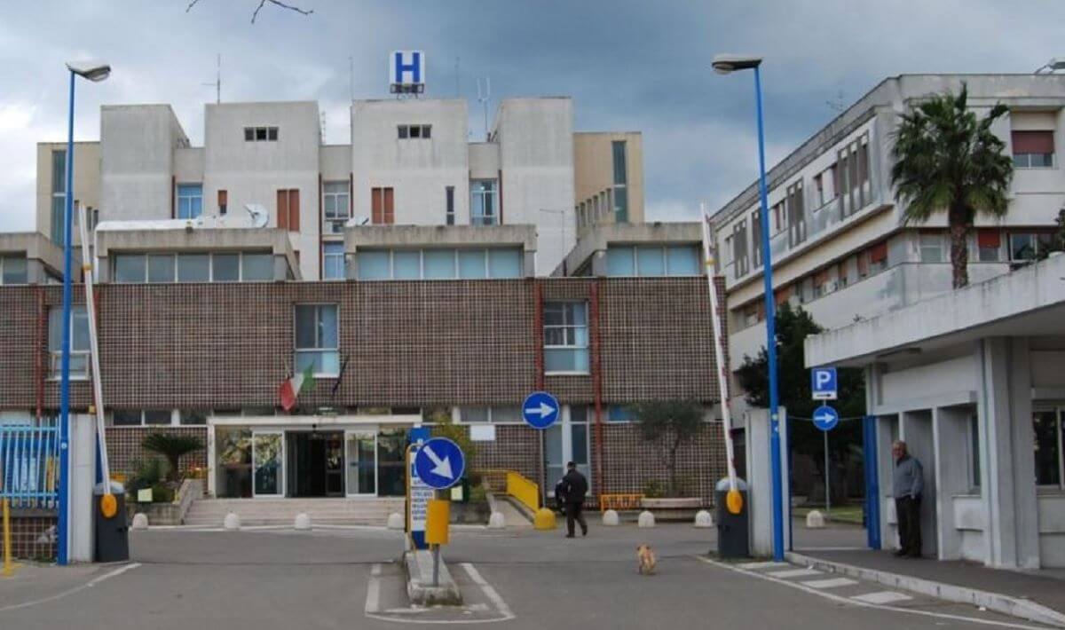 Copertino, caos all’ospedale “San Giuseppe”: stop agli interventi per carenza di personale Copertino, caos all’ospedale “San Giuseppe”: stop agli interventi per carenza di personale