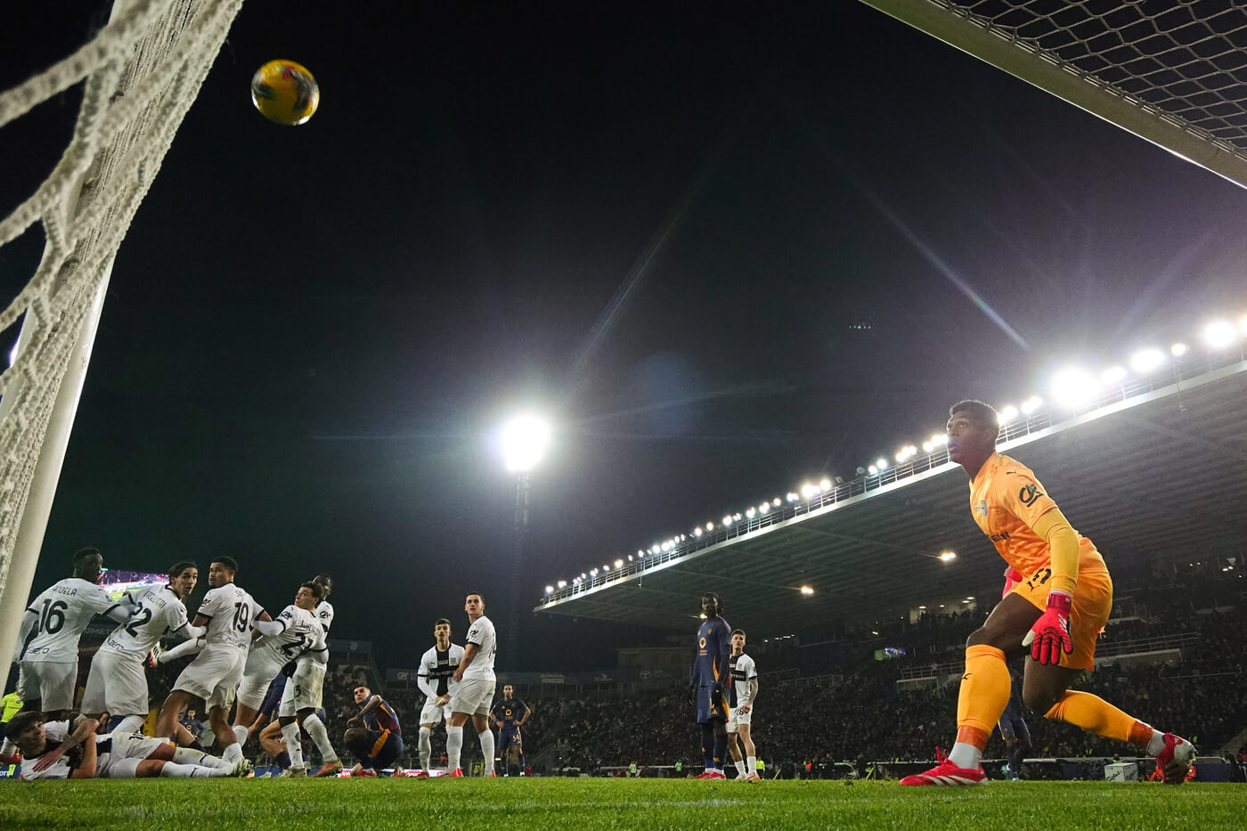 Serie A, Parma-Roma: ai giallorossi basta una perla di Soulé. Nono risultato utile di fila per Ranieri Serie A, Parma-Roma: ai giallorossi basta una perla di Soulé. Nono risultato utile di fila per Ranieri