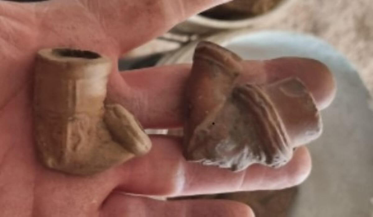 Le pipe dei turchi e la quotidianità dopo il saccheggio Le pipe dei turchi e la quotidianità dopo il saccheggio