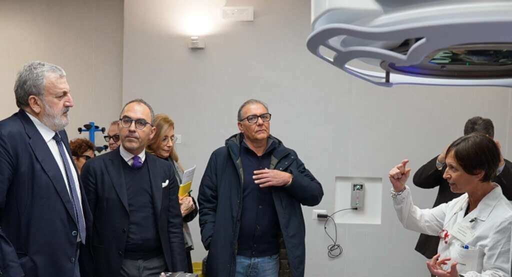 Foggia, un nuovo acceleratore lineare al Policlinico: «Terapie più precise ed efficaci» – VIDEO Foggia, un nuovo acceleratore lineare al Policlinico: «Terapie più precise ed efficaci» – VIDEO
