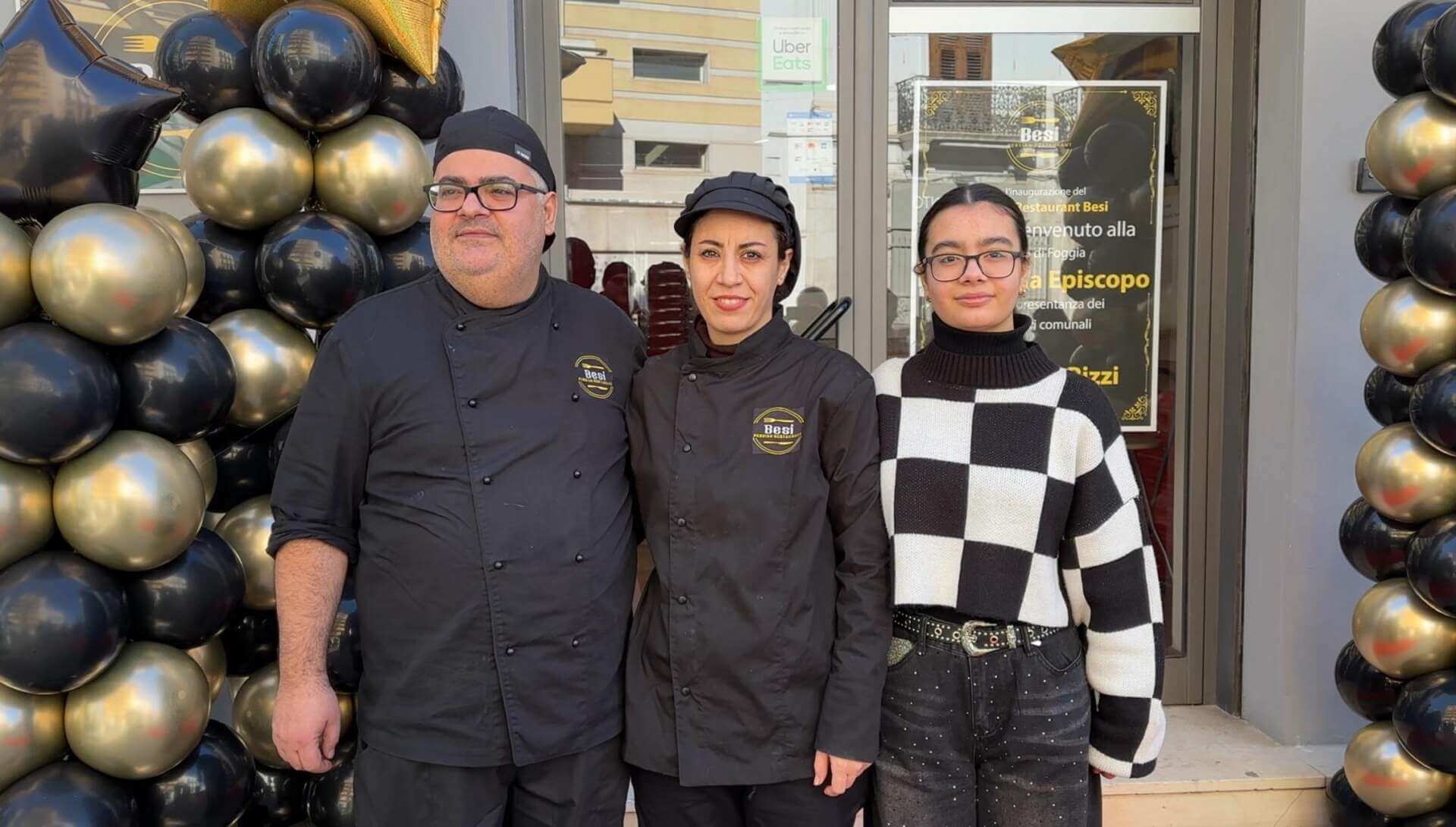 Da rifugiato a ristoratore, la scommessa vinta di Saman: ora cucina per i foggiani
