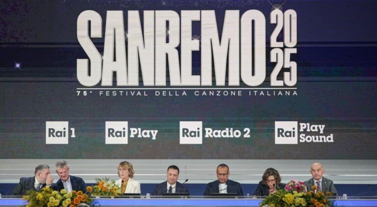 Sanremo, tutto pronto per la prima serata: apre Gaia, chiudono The Kolors. Ecco la scaletta
