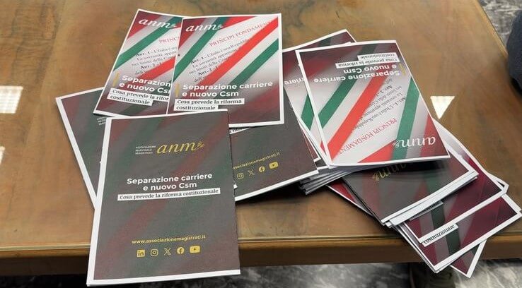 Galleria foto 'Sciopero dei magistrati, a Bari adesione all’80%: «Il nostro è un grido di dolore»' - foto 4