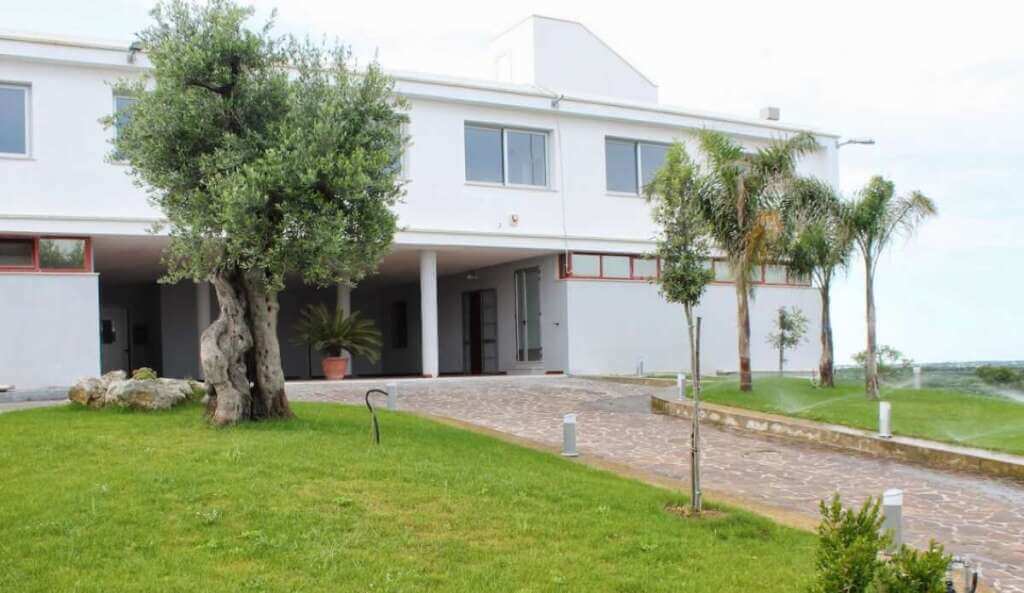 Galleria foto 'Crisi anche nel lusso, tagli da Gucci: la “Sud Salento srl” costretta a licenziare 120 dipendenti' - foto 1