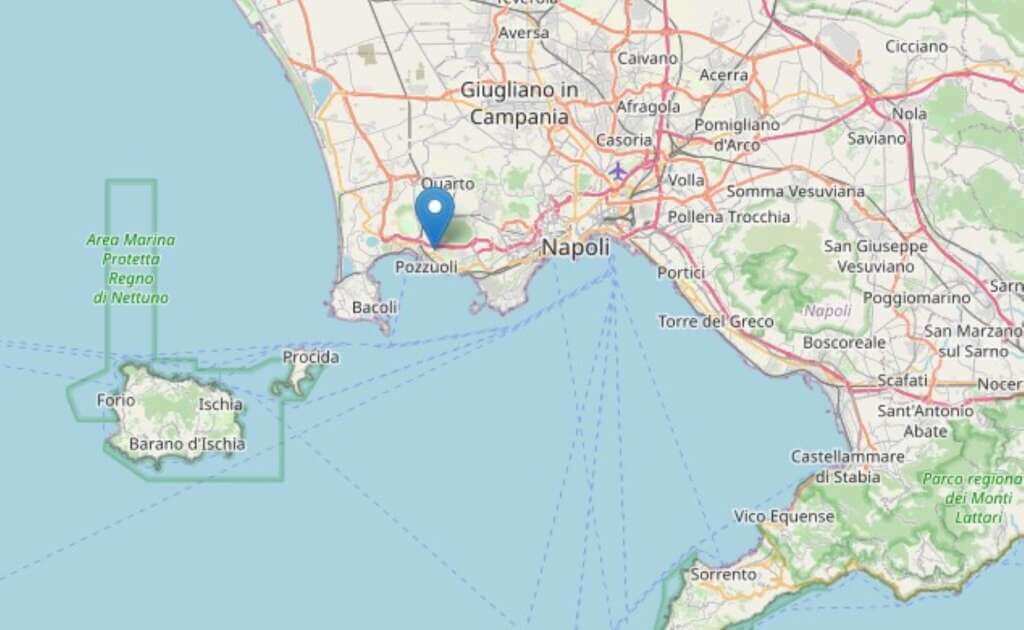 Galleria foto 'Sciame sismico dei Campi Flegrei, 282 scosse in tre giorni: è record' - foto 1