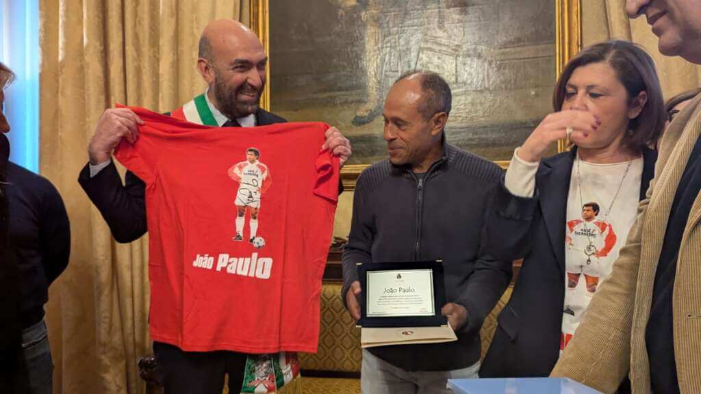 Galleria foto 'Bari, Leccese riceve Joao Paulo: «Testimonianza di un legame indissolubile con la città»' - foto 3