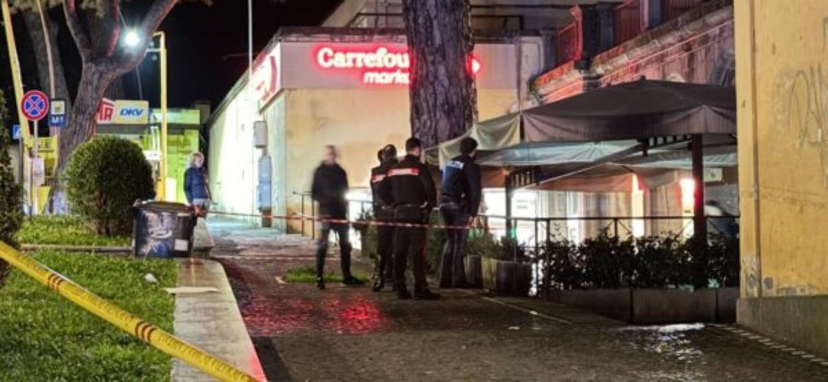 Frascati, accoltellato durante una lite: gravi condizioni per un 16enne. Arrestato un coetaneo Frascati, accoltellato durante una lite: gravi condizioni per un 16enne. Arrestato un coetaneo