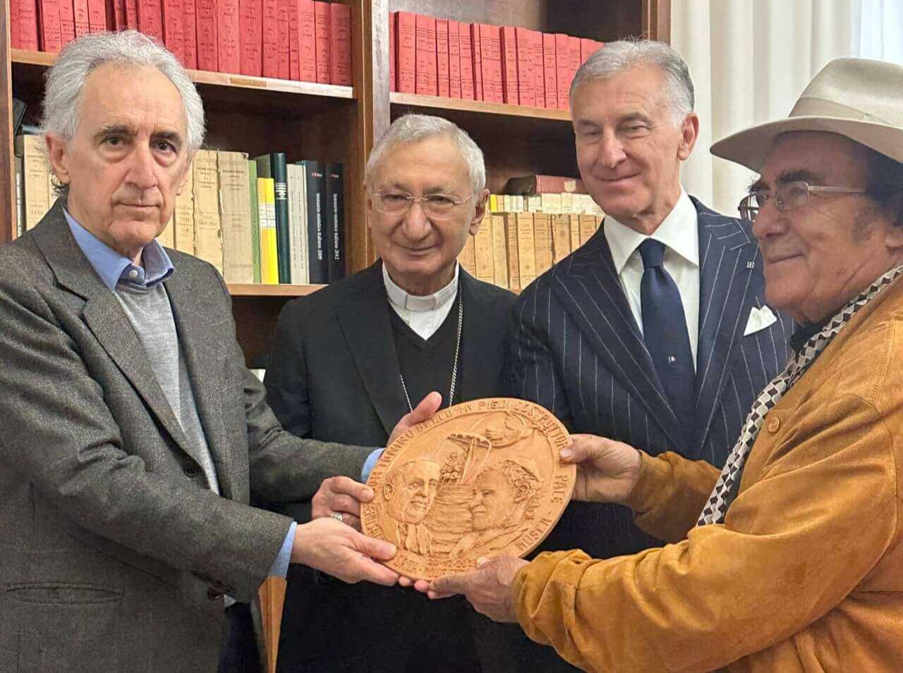 Tutto pronto per la missione di pace in Terra Santa di Al Bano e del vescovo Santoro – VIDEO