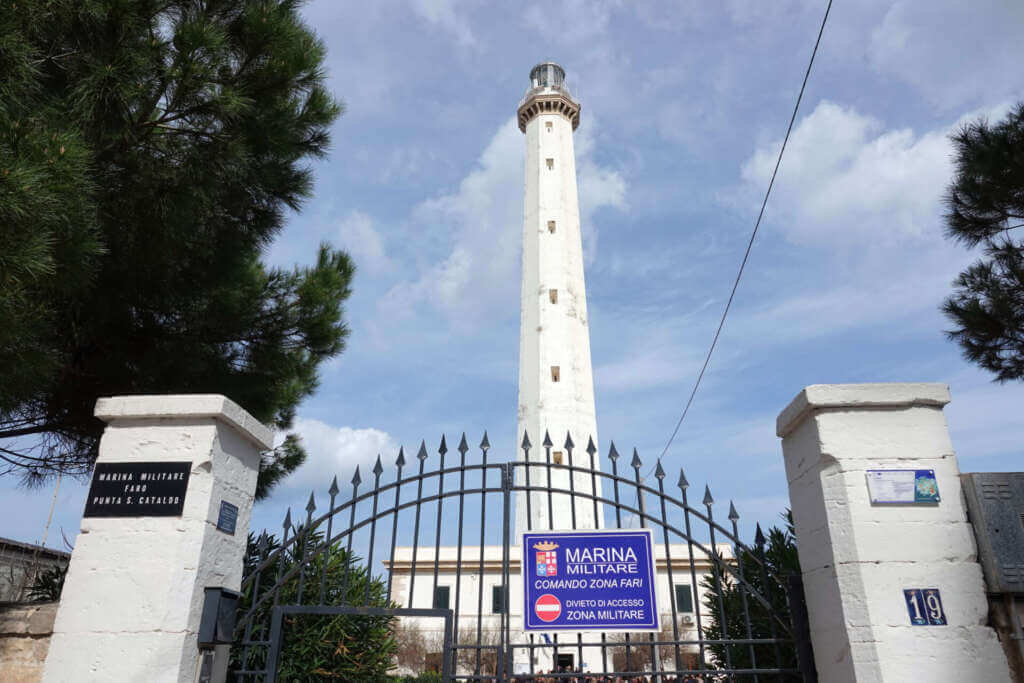 Inaugurato il Faro-Museo di San Cataldo. Emiliano: «Un patrimonio restituito ai baresi» – VIDEO