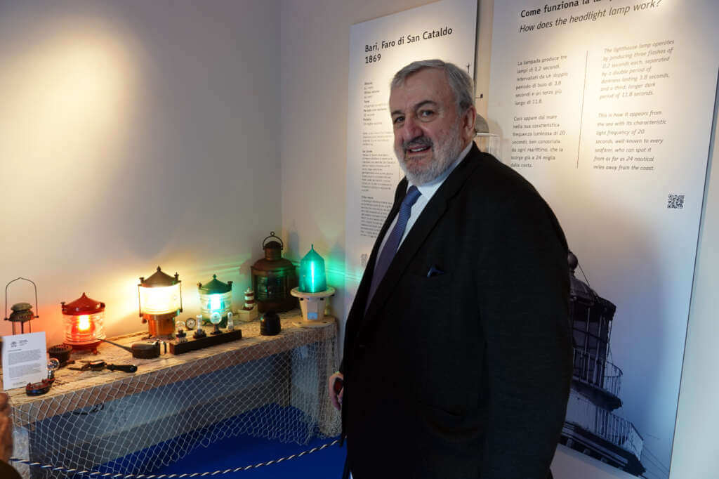 Inaugurato il Faro-Museo di San Cataldo. Emiliano: «Un patrimonio restituito ai baresi» – VIDEO