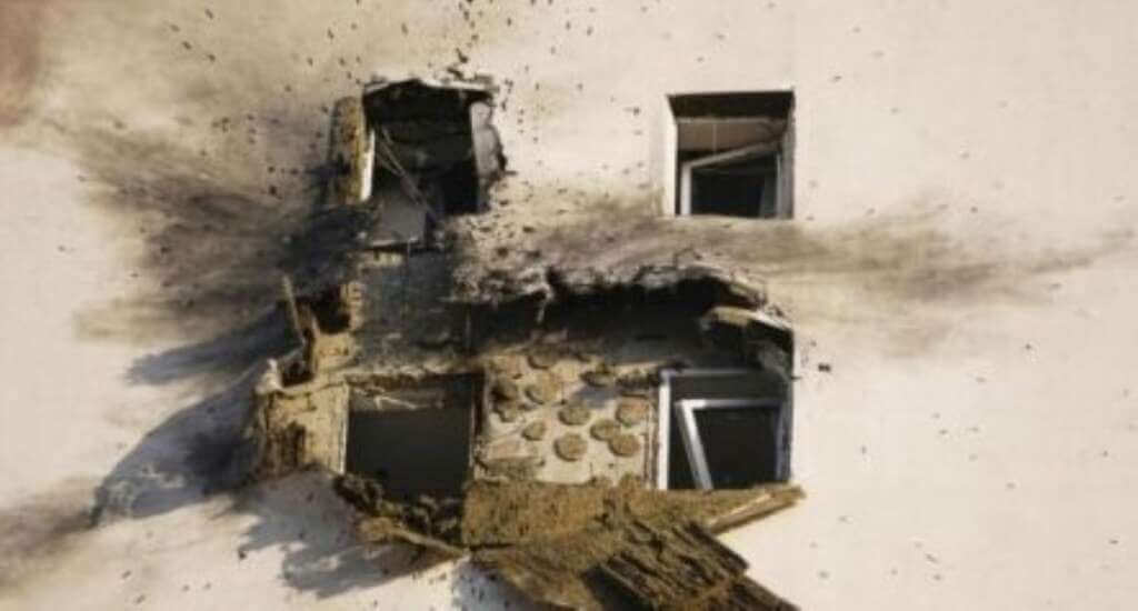 Galleria foto 'L’Ucraina attacca la Russia, droni diretti verso Mosca: due vittime. Sospesi i voli nella capitale' - foto 1