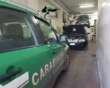Lecce, rifiuti pericolosi smaltiti illegalmente: denunciato il titolare di un’autofficina