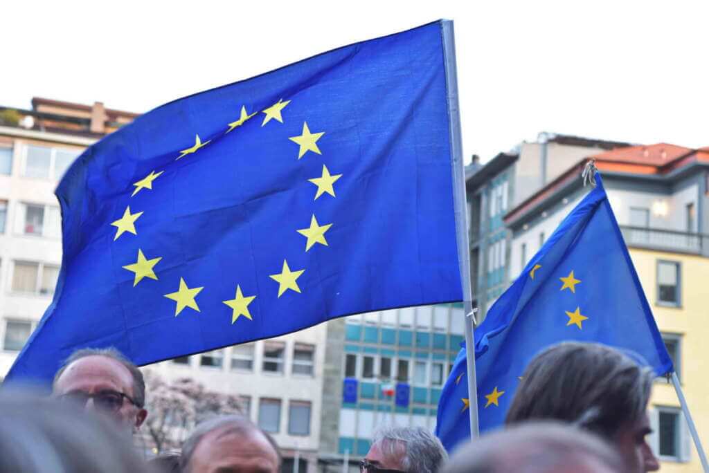Galleria foto 'Roma, il giorno della manifestazione per «difendere l’Europa»: associazioni e sindaci in piazza' - foto 1