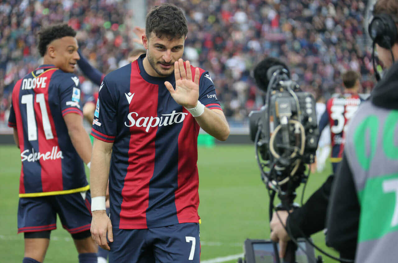 Serie A, scatto Champions del Bologna: “manita” alla Lazio e quarto posto in classifica Serie A, scatto Champions del Bologna: “manita” alla Lazio e quarto posto in classifica