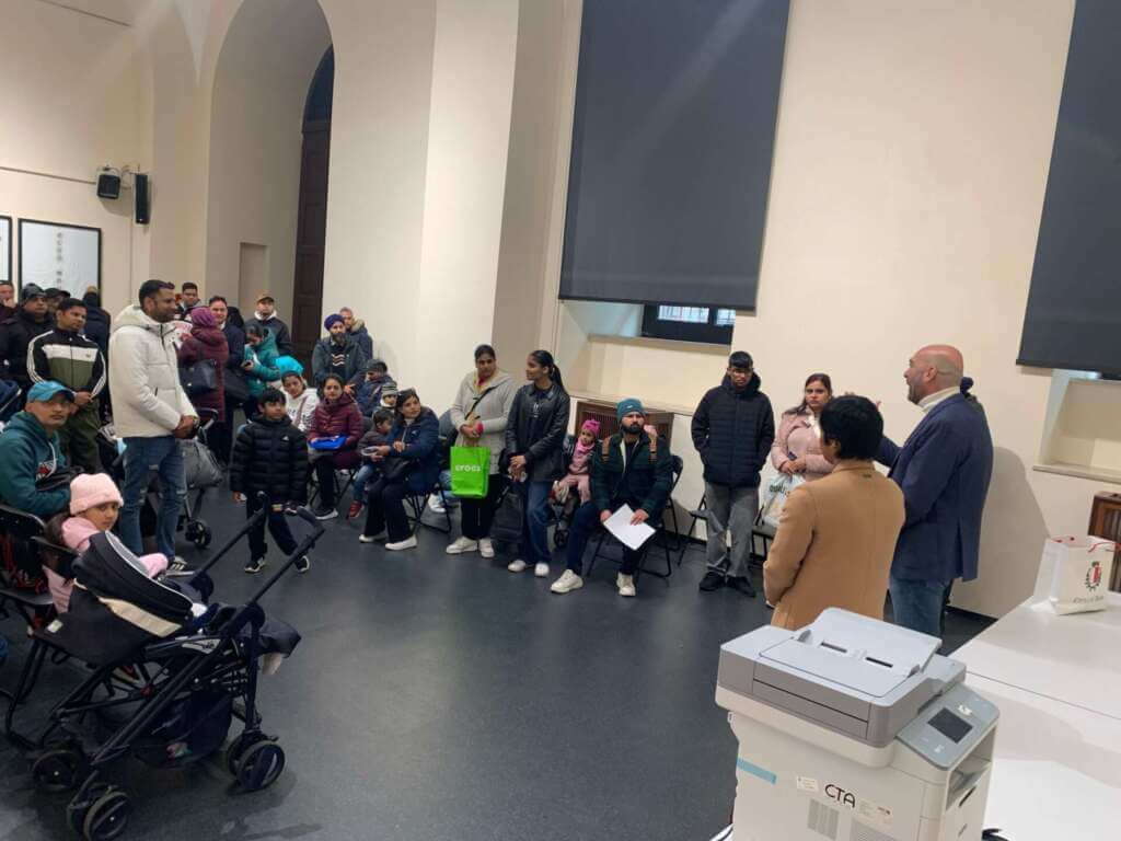 Galleria foto 'A Bari il Campo consolare indiano, Leccese: «Benvenuti nella città in cui nessuno è straniero»' - foto 2