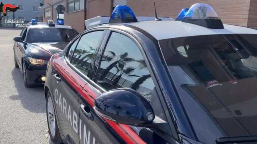 Apricena, lite in famiglia finisce a colpi di pistola: è caccia all’uomo che ha sparato Apricena, lite in famiglia finisce a colpi di pistola: è caccia all’uomo che ha sparato