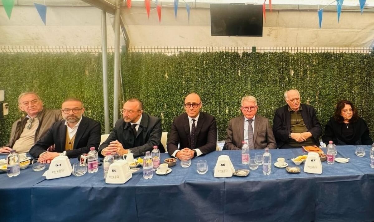 Comunali a Taranto, prima uscita per Bitetti: il Pd spera ancora che il M5S ci ripensi
