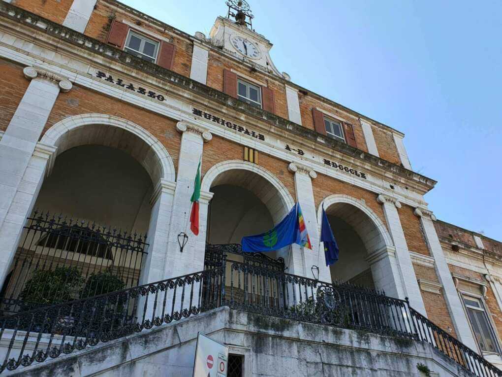 Pagamenti della Pubblica amministrazione, Andria maglia nera in Italia: salda i debiti a 145 giorni