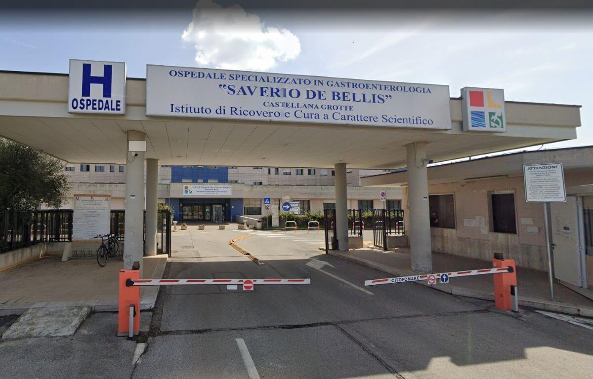 Irccs De Bellis, resta in bilico la riconferma di Stallone: c’è il veto di Emiliano