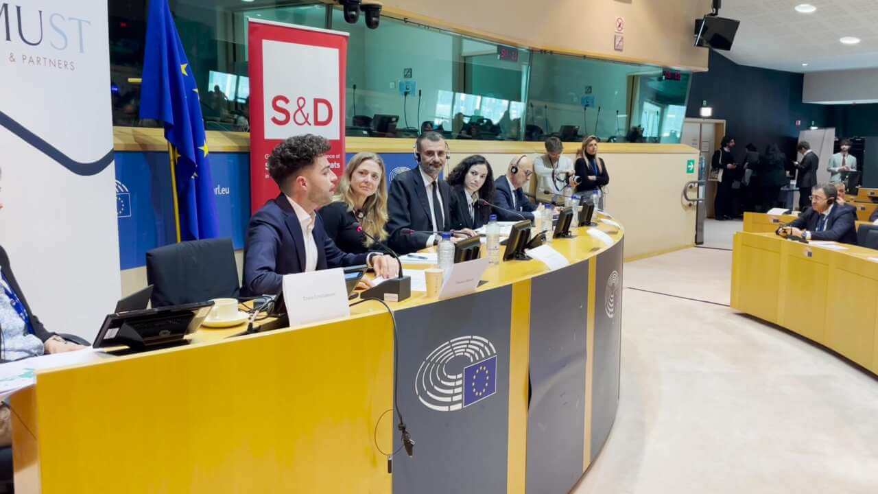 Acqua, Decaro all’Eurocamera: «Serve un piano integrato Ue per l’approvvigionamento idrico» – VIDEO