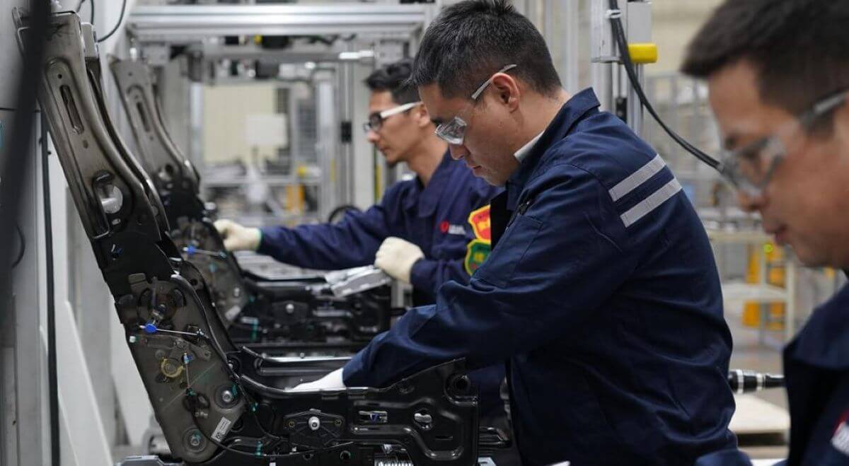 Boom di occupati in Puglia: 1,3 milioni di lavoratori nel 2024. E Bari è come Milano Boom di occupati in Puglia: 1,3 milioni di lavoratori nel 2024. E Bari è come Milano