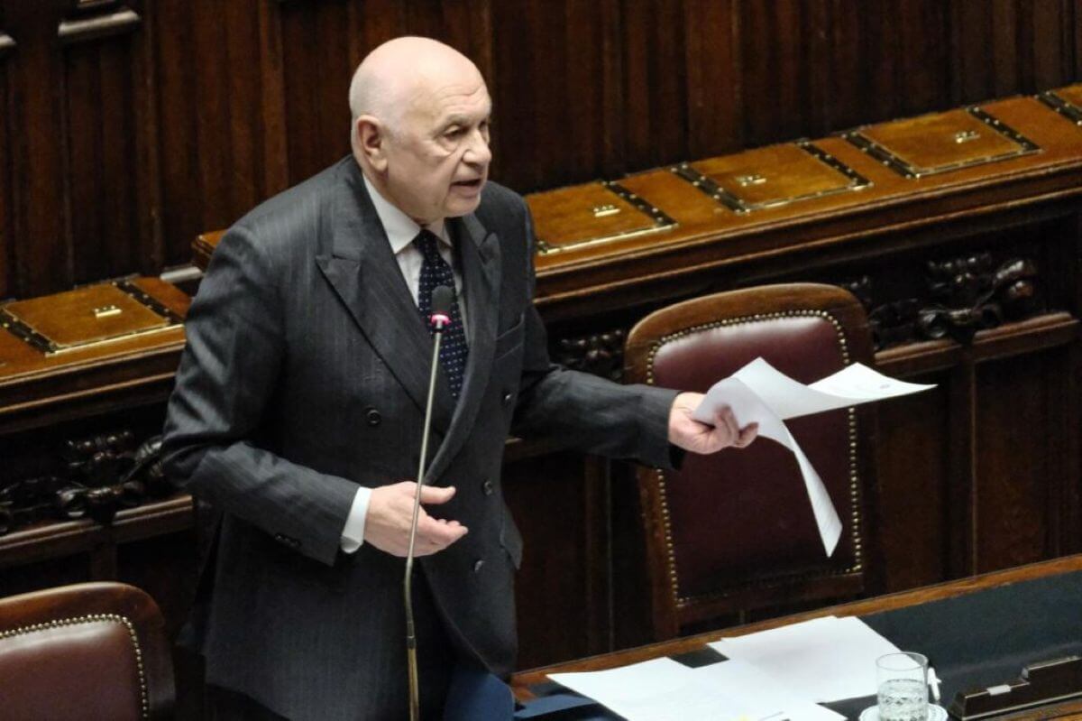 Caso Almasri, respinta la mozione di sfiducia a Nordio: «Accusato di tutto, sembra l’inquisizione» Caso Almasri, respinta la mozione di sfiducia a Nordio: «Accusato di tutto, sembra l’inquisizione»