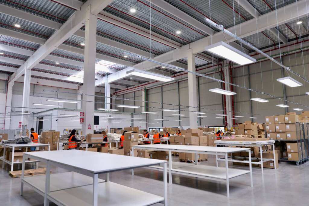 Bari, Ovs accelera su innovazione e economia circolare: investimento da 33 mln per 125 posti di lavoro – VIDEO Bari, Ovs accelera su innovazione e economia circolare: investimento da 33 mln per 125 posti di lavoro – VIDEO