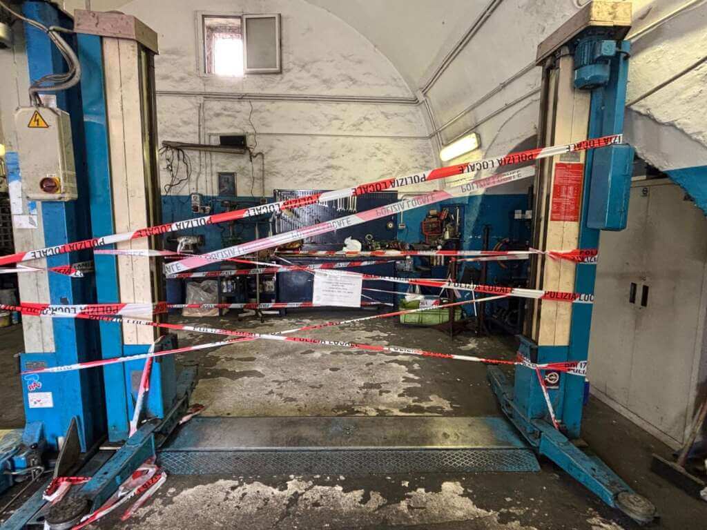 Bari, scoperta un’officina completamente abusiva a Palese: multati anche i clienti