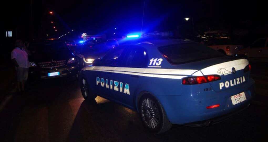 Bari, colpi di pistola contro tre giovani in un’auto: torna la paura a Torre a mare Bari, colpi di pistola contro tre giovani in un’auto: torna la paura a Torre a mare