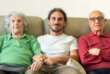 I segreti di una vita insieme nei racconti dei nonni: le loro storie in “Questo amore non si tocca”