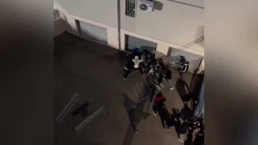 Scontri dopo la partita Fasano-Brindisi: arrestati 2 tifosi, per altri 3 scatta la denuncia Scontri dopo la partita Fasano-Brindisi: arrestati 2 tifosi, per altri 3 scatta la denuncia