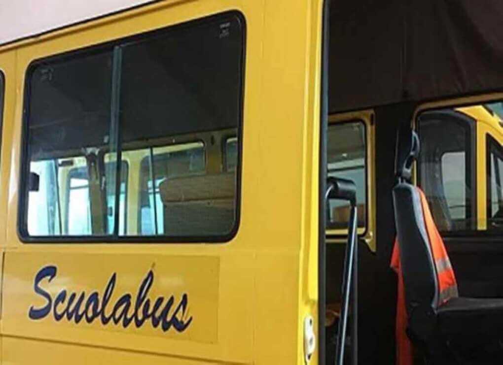 Bimbo di 3 anni dimenticato sullo scuolabus a Bari: autista e assistente rischiano il processo per abbandono di minore Bimbo di 3 anni dimenticato sullo scuolabus a Bari: autista e assistente rischiano il processo per abbandono di minore