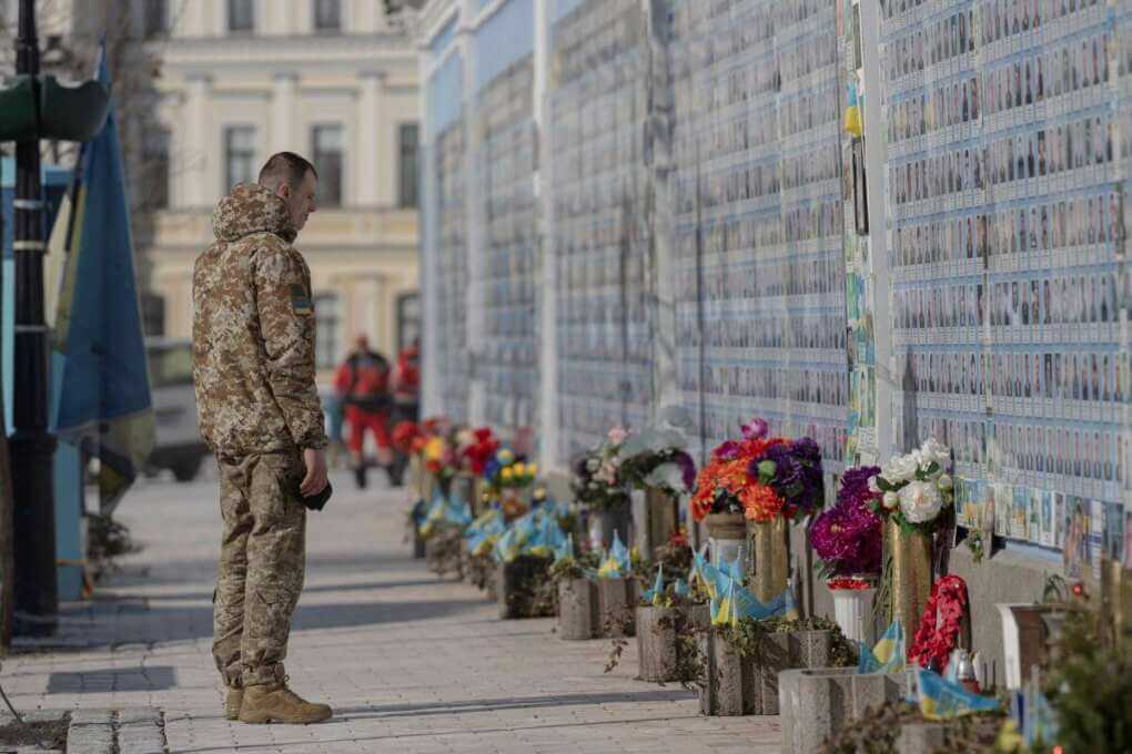 Truppe italiane in Ucraina, Mattarella è cauto: «Prematuro parlarne» Truppe italiane in Ucraina, Mattarella è cauto: «Prematuro parlarne»