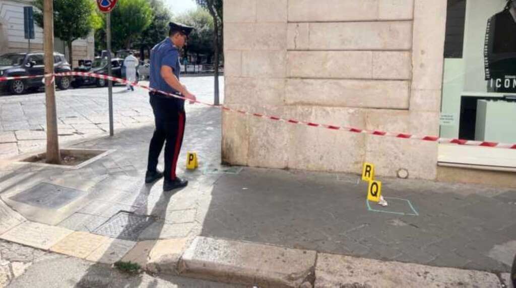 Galleria foto 'Apricena, spara per strada perché bloccato in un incidente' - foto 1