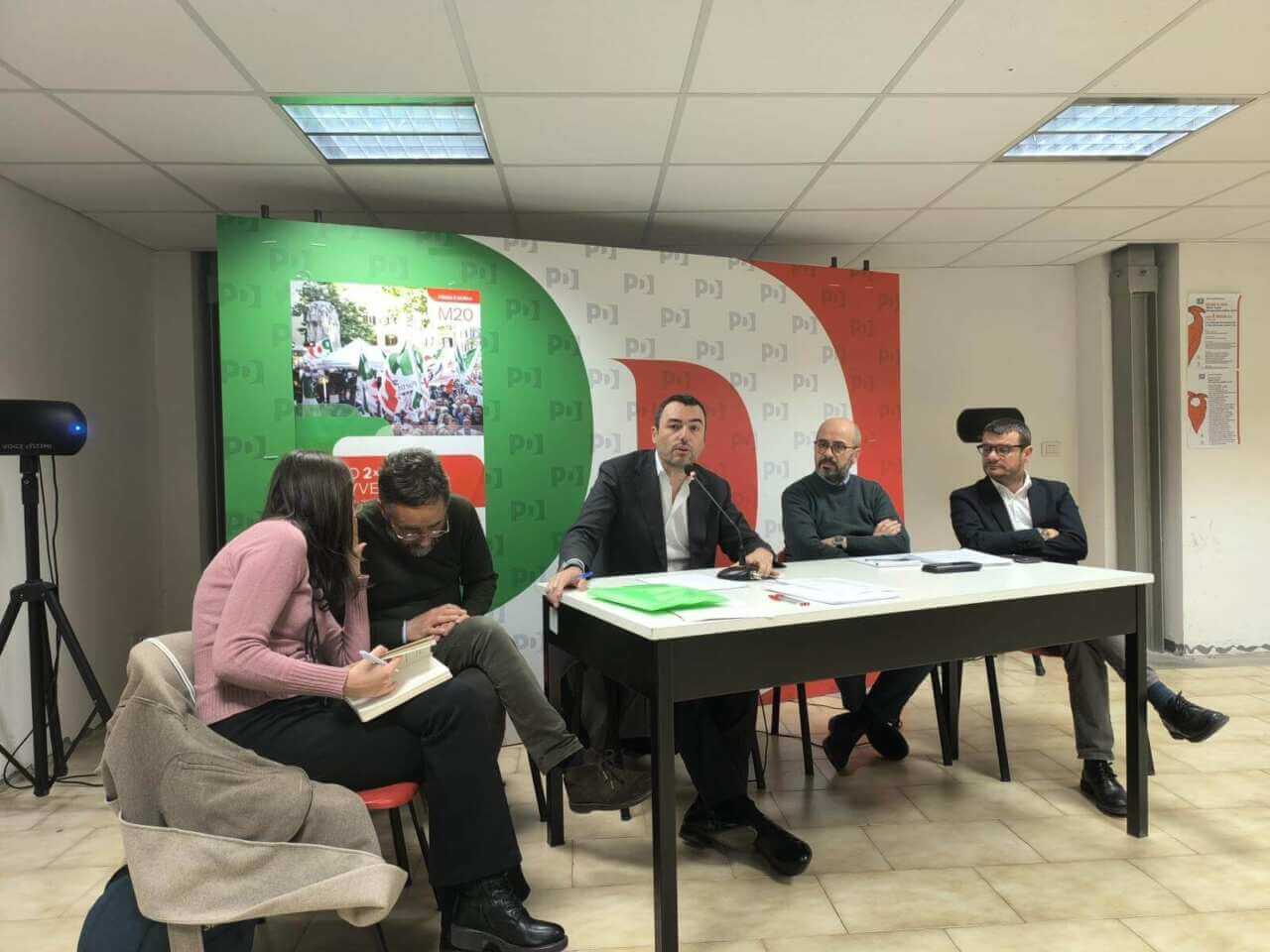 Puglia 2030, il Pd avvia i tavoli tematici per discutere le linee programmatiche in vista delle regionali – VIDEO Puglia 2030, il Pd avvia i tavoli tematici per discutere le linee programmatiche in vista delle regionali – VIDEO