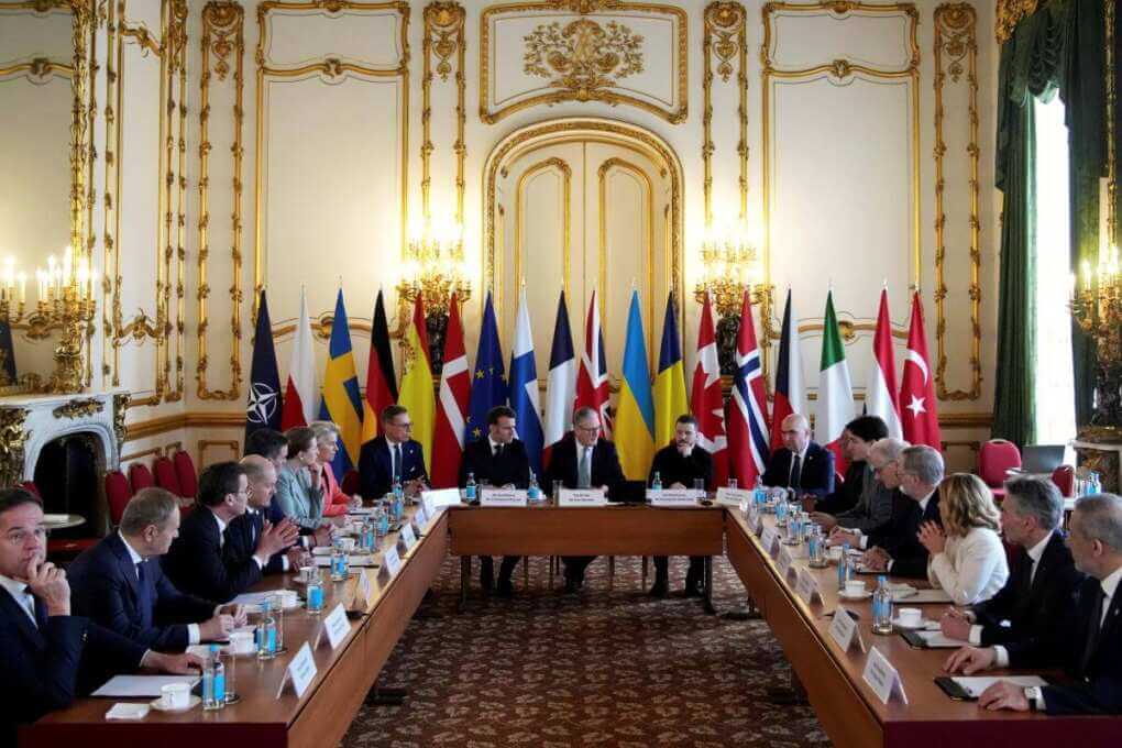 Ucraina, il vertice tra i leader europei a Londra: «Un piano per la pace giusta. Usa? Indispensabili»