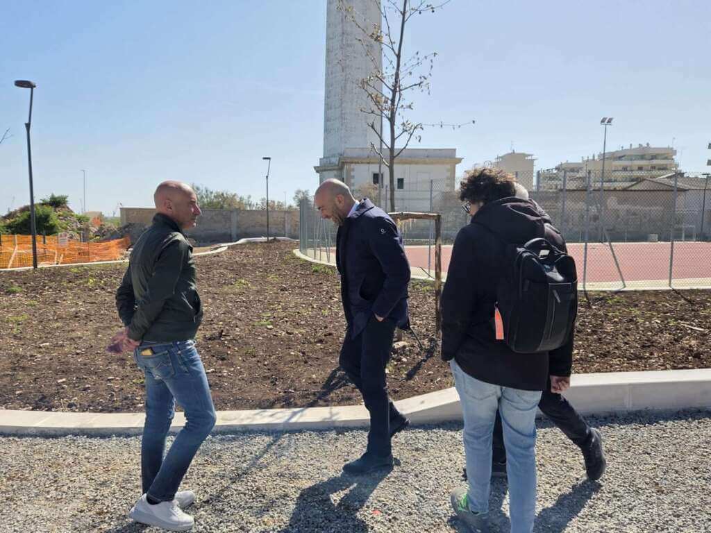 Bari, sopralluogo del sindaco sul cantiere per la riqualificazione del waterfront di San Cataldo – FOTO