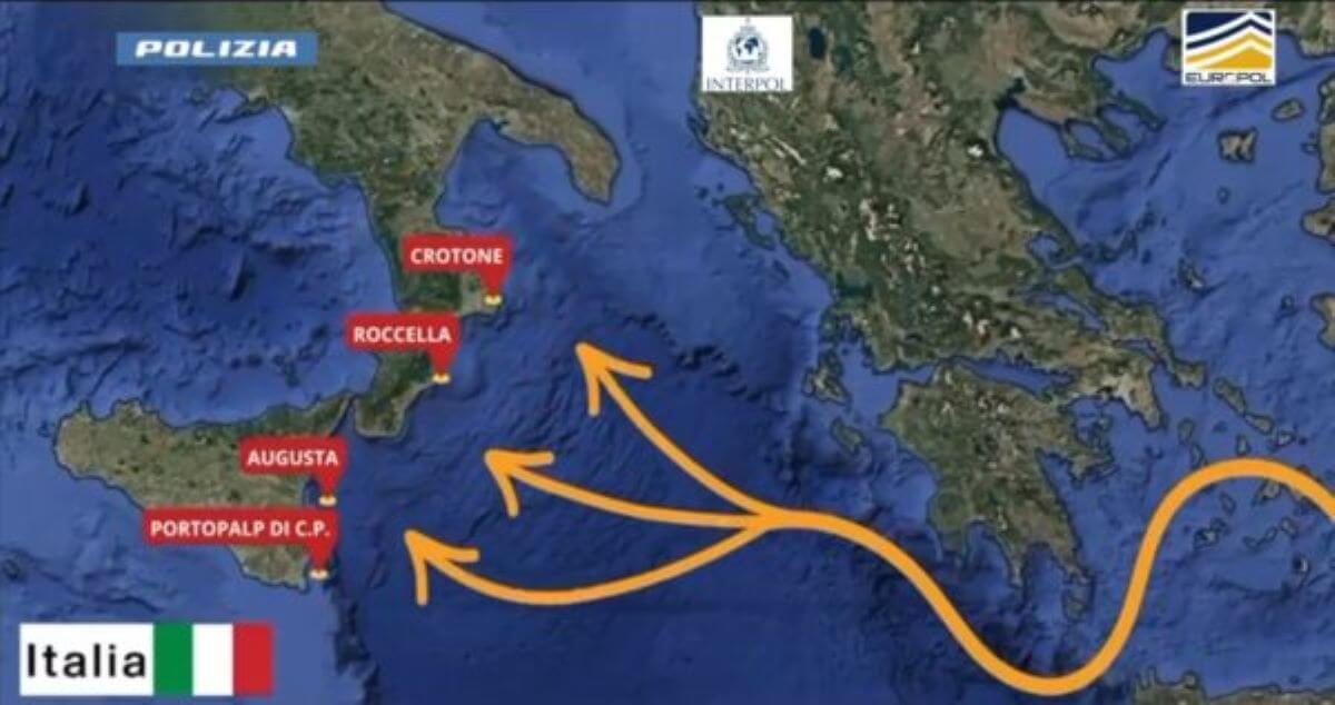 Operazione ‘El Rais’, trafficavano migranti tra la Turchia e l’Italia: arrestate 15 persone