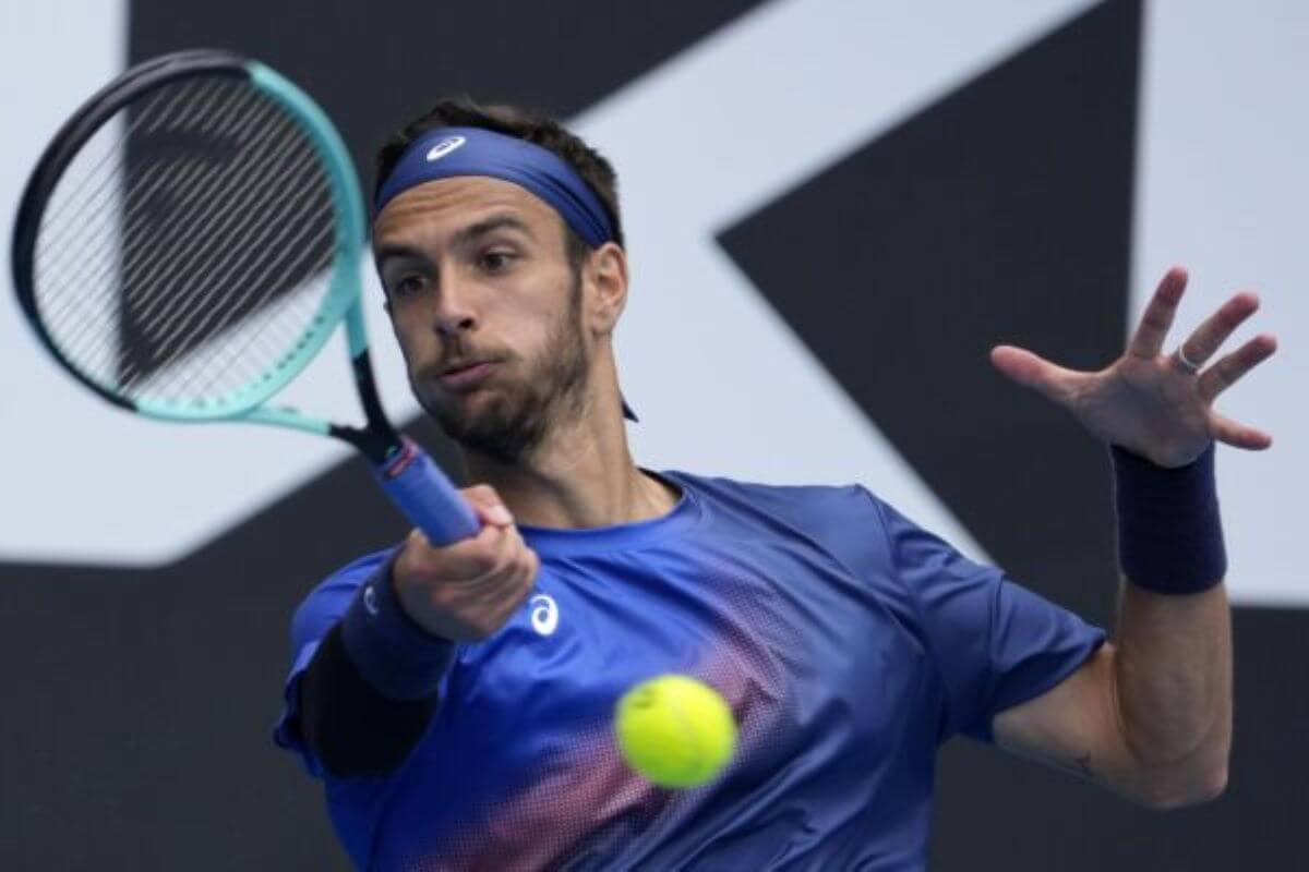 Atp Montecarlo, guaio alla coscia destra per Musetti: sconfitto in finale da Alcaraz Atp Montecarlo, guaio alla coscia destra per Musetti: sconfitto in finale da Alcaraz