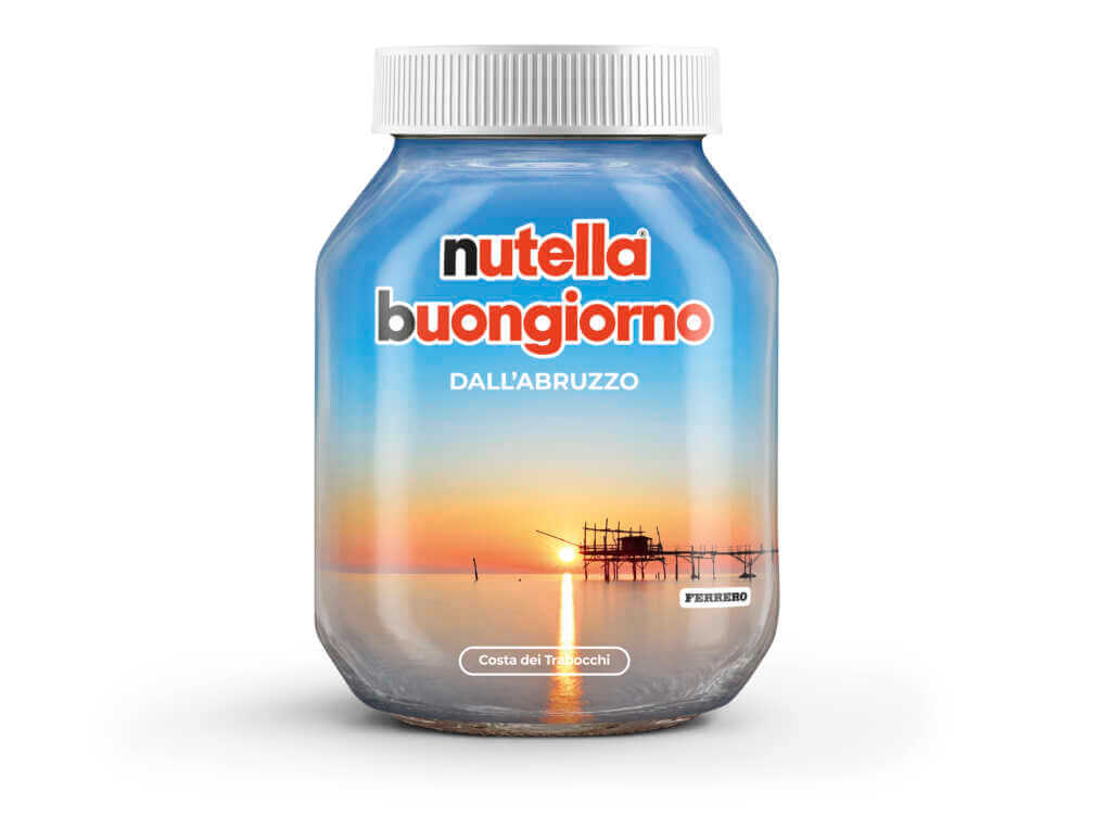 Nutella Buongiorno, l’alba al faro di Punta Palascìa e a Castelmezzano sulla nuova limited edition – FOTO